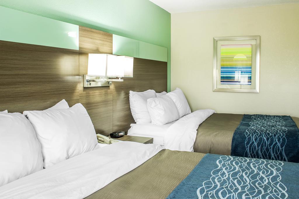 Comfort Inn Dunn Near I-95 Εξωτερικό φωτογραφία