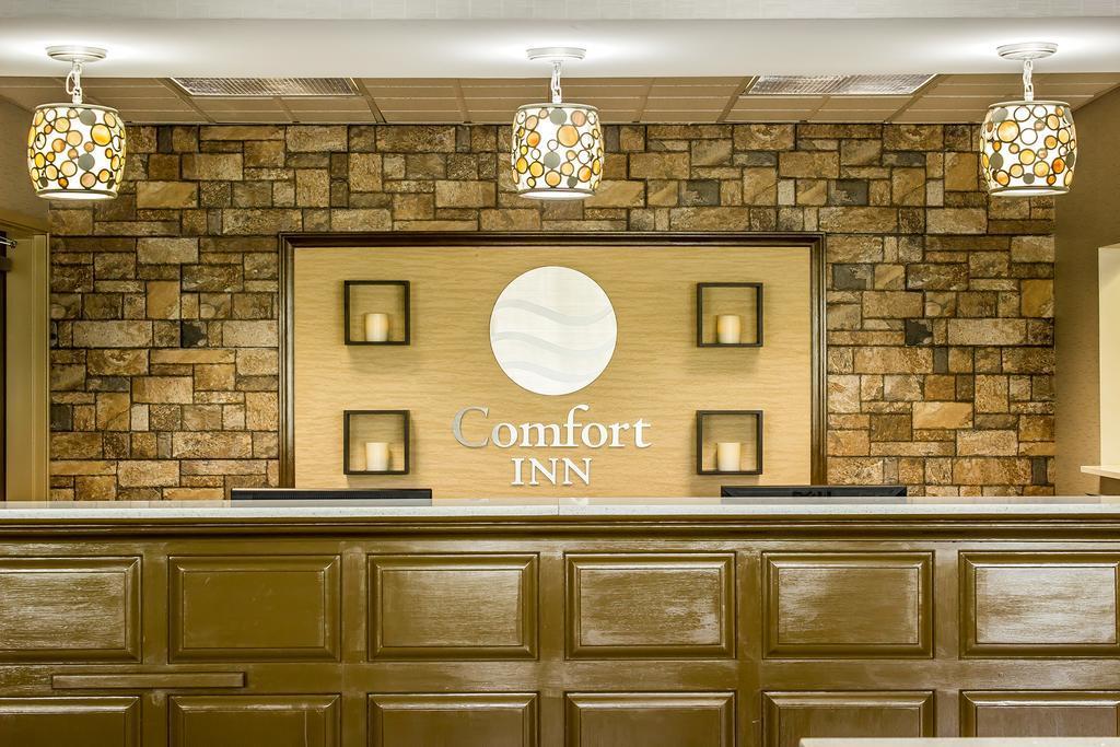 Comfort Inn Dunn Near I-95 Εξωτερικό φωτογραφία