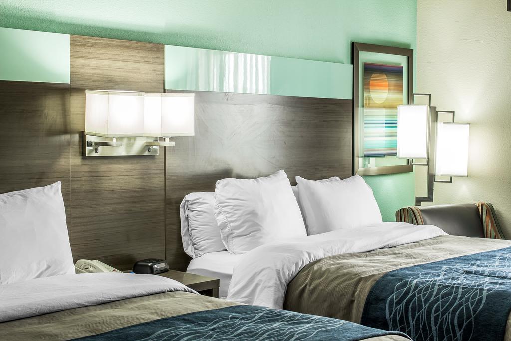 Comfort Inn Dunn Near I-95 Εξωτερικό φωτογραφία