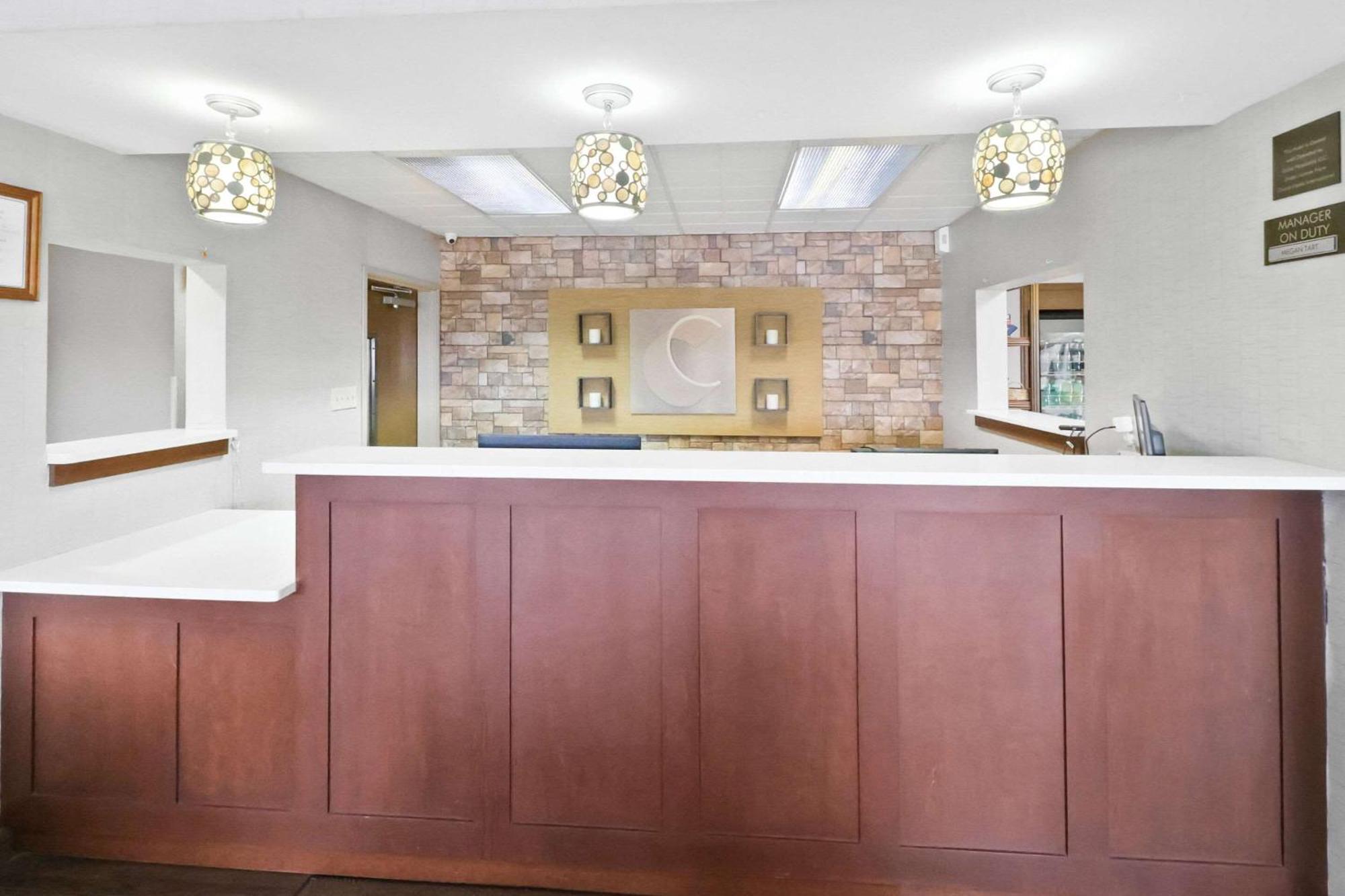 Comfort Inn Dunn Near I-95 Εξωτερικό φωτογραφία