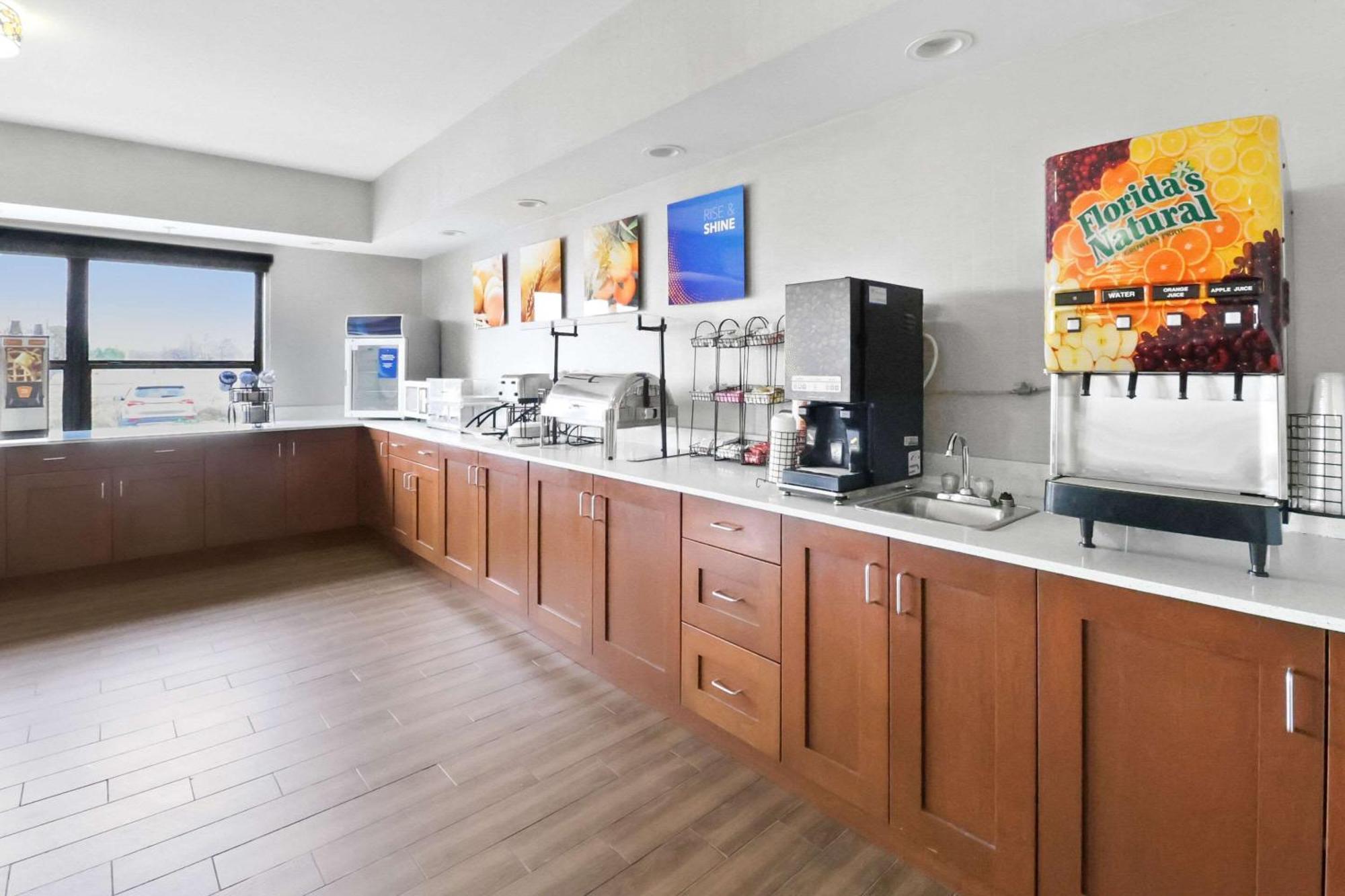 Comfort Inn Dunn Near I-95 Εξωτερικό φωτογραφία