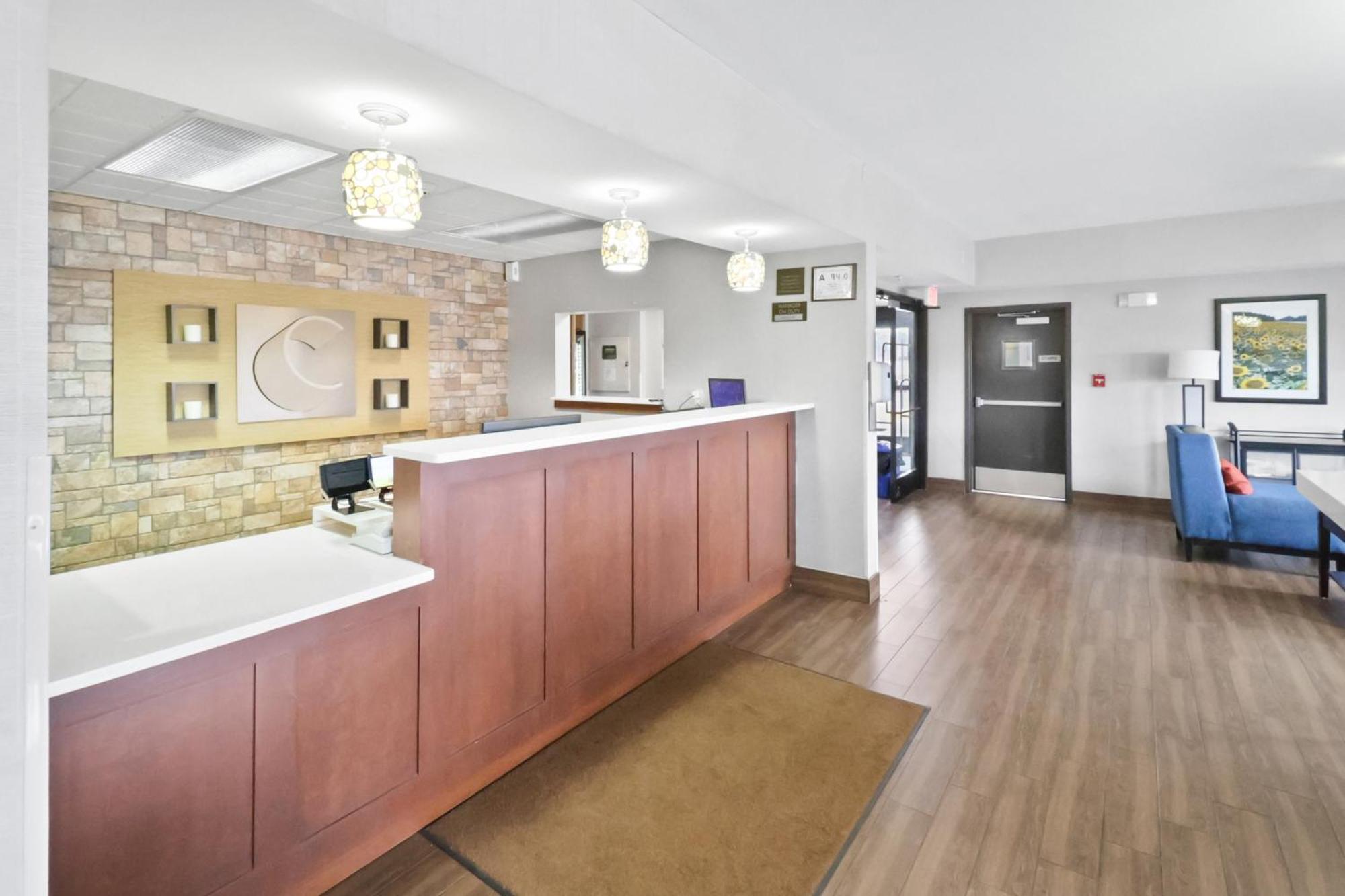 Comfort Inn Dunn Near I-95 Εξωτερικό φωτογραφία